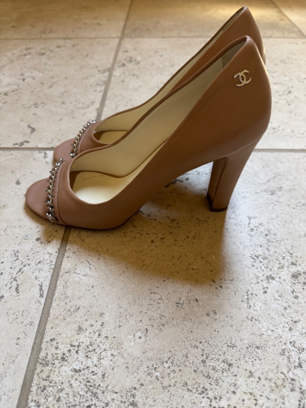 Chanel peep toe heels leather silver chain - Picture 2 of 6